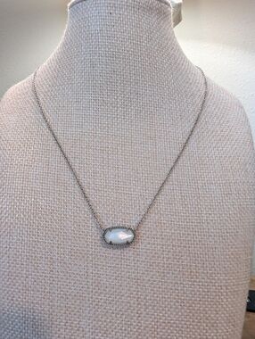 Kendra Scott Elisa Necklace